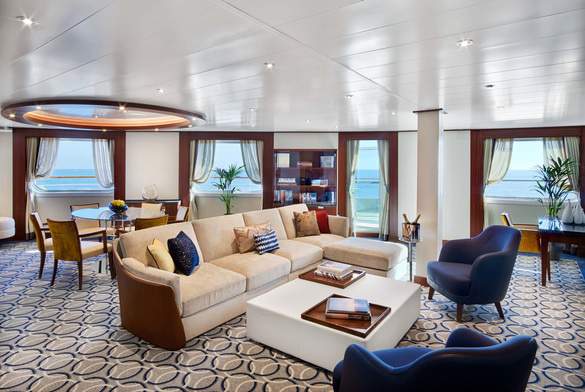 Seabourn Ovation Accommodation Signature Suite 2.jpg